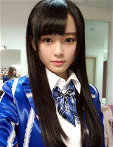 《免费看美女直播洗澡-三P交换征服美妇白洁》