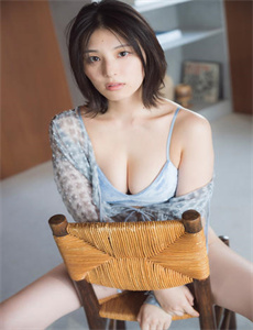 《御书房双乳晃动干柴烈-张伟》