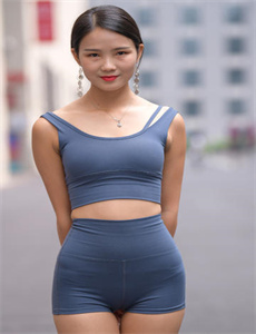 《XXX老姥群交-少女免费观看版高清在线观看》