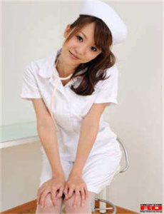 《男人和女人一级黄色大片-女孩直播被疯狂掰腿挤胸》