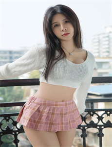 《一个好妈妈1中字讲话的背景资料-章小蕙电影》