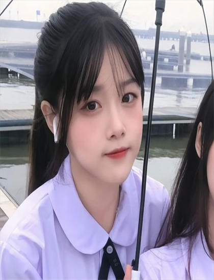 《女士及众生相》叙事手法解析颠覆性的：时间线安排与视角切换技巧探讨