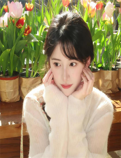 人物解析都市剧经典外国军服：探索配角的精彩演绎与功能作用 理解角色塑造的艺术